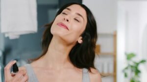 5 Parfum Miniso Anti-keringat: Wangi Seharian, Bikin Percaya Diri!
