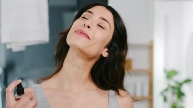 5 Parfum Miniso Anti-keringat: Wangi Seharian, Bikin Percaya Diri!