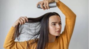 6 Dry Shampoo Terbaik < Rp100.000: Rambut Segar, Bebas Lepek Seharian!