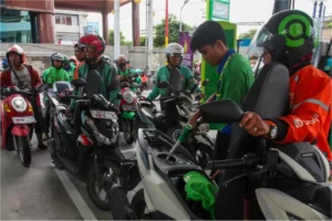 Adian Napitupulu: Batas Komisi Ojol Maksimal 10%, DPR Sepakat?