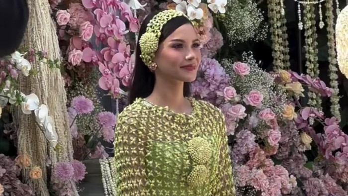 Alyssa Daguise Anggun, Siraman Adat Sunda Penuh Pesona