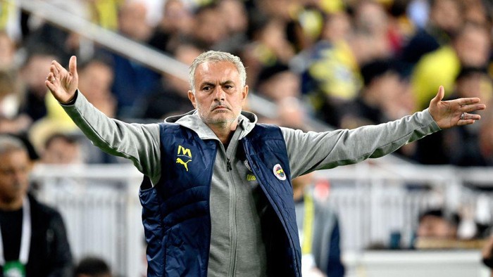 Ancaman Komdis Turki: Mourinho Terjerat Skandal Liga