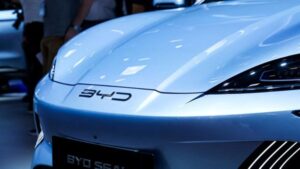 BYD: Perang Harga Mobil Listrik, Ekstrem Banget!