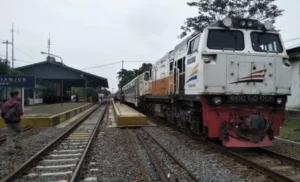 Booking Tiket Kereta Lebaran 2025: Cara Mudah via KAI Access