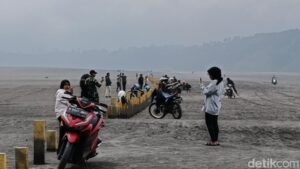 Bromo: Larangan Motor Matic, Alasan di Baliknya Mengejutkan