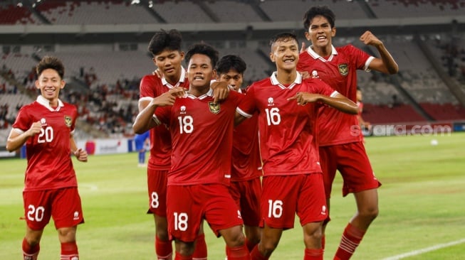 Gelandang Timnas U-23: Trio Maut yang Bikin Lawan Merinding!