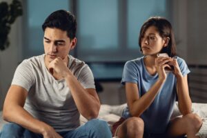 Ghosting? 5 Alasan Tepat Hubungi Mantanmu Lagi