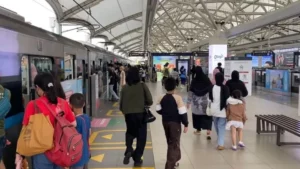 Gratis MRT, LRT, Transjakarta: 15 Golongan Nikmati Mulai Mei 2025