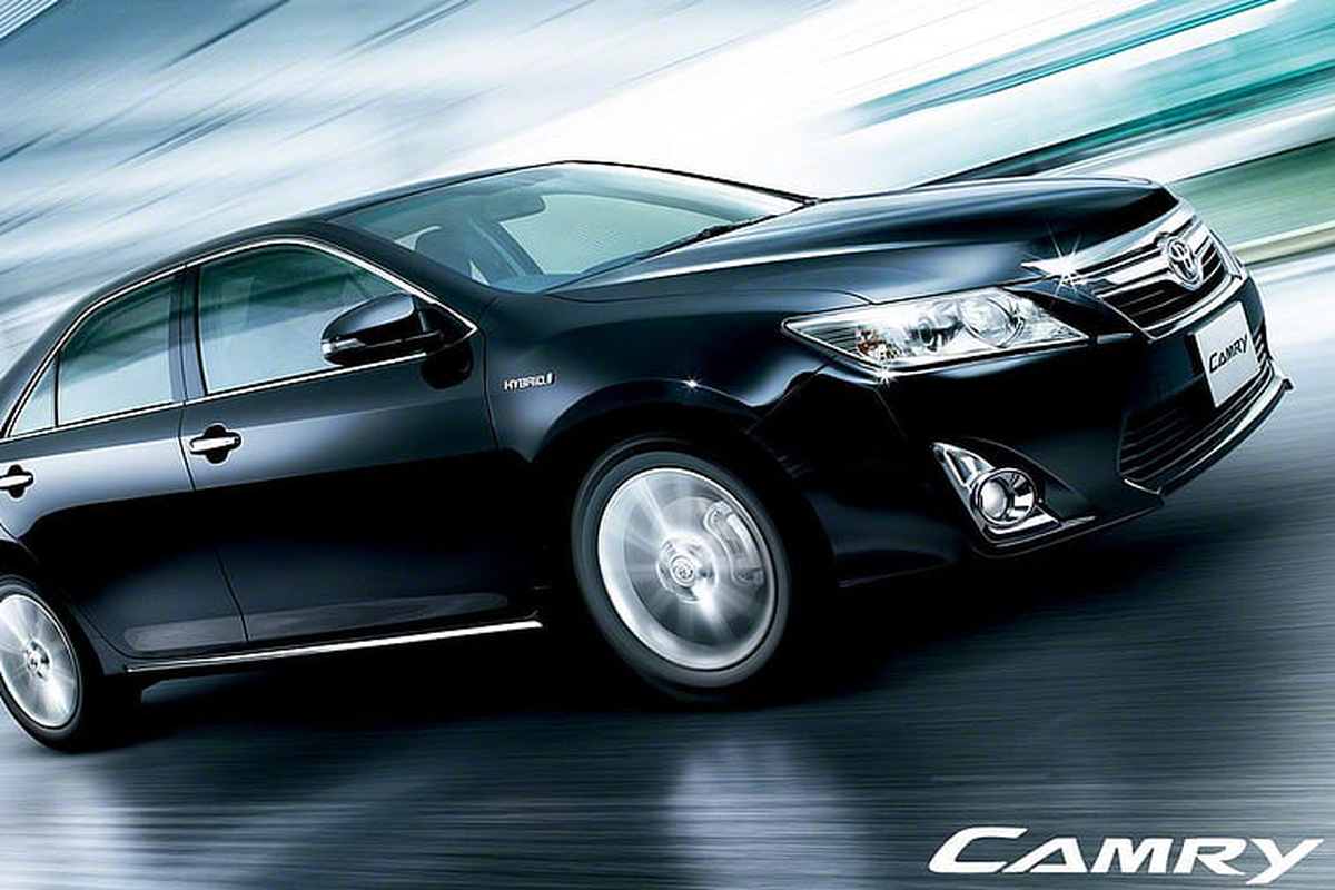 Harga Mobil Hybrid Bekas Juni 2025: Camry Murah Meriah!