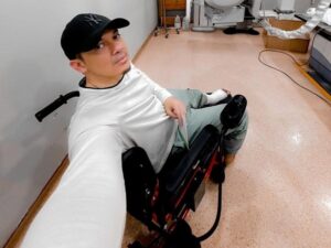 Irwansyah Cedera Kaki, Main Seru Bareng Anak Terhenti