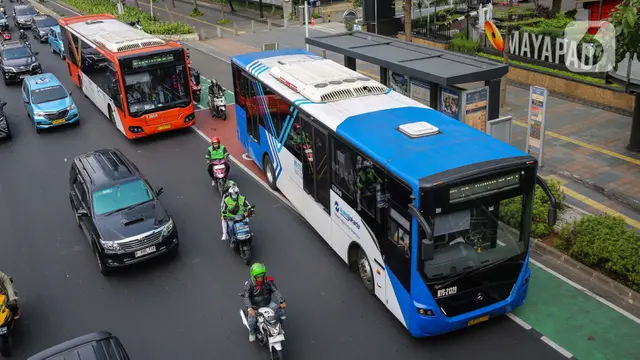 Jakarta Fair 2025: Naik Transjakarta, Tiga Rute Cepat & Mudah!