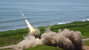 Jepang Uji Coba Rudal: Respons Tegas Hadapi Ancaman Militer China
