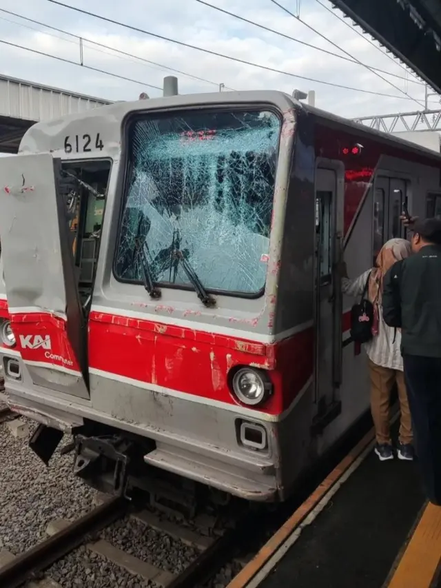 KRL Tabrak Truk Tangerang: Detik-Detik Kecelakaan Mengerikan