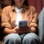Lepaskan Dia: 5 Alasan Stop Menghubungi Setelah Di-Ghosting