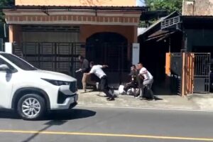 Mahasiswa Kritik Gibran, Paspampres Halau Aksi Blitar?