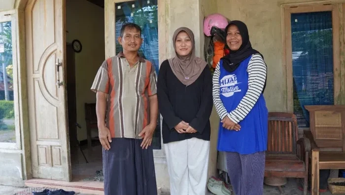 Marbot Putri Elsa Raih Beasiswa UGM: Kisah Inspiratif