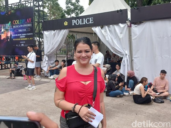 Melanie Subono Tolak Undangan Konser Spesial Mariah Carey?