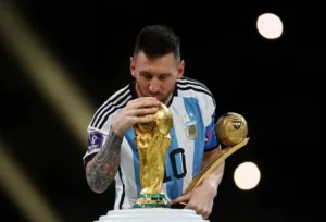 Messi: IFFHS Resmi Nyatakan Sebagai Pemain Terbaik Sepanjang Masa