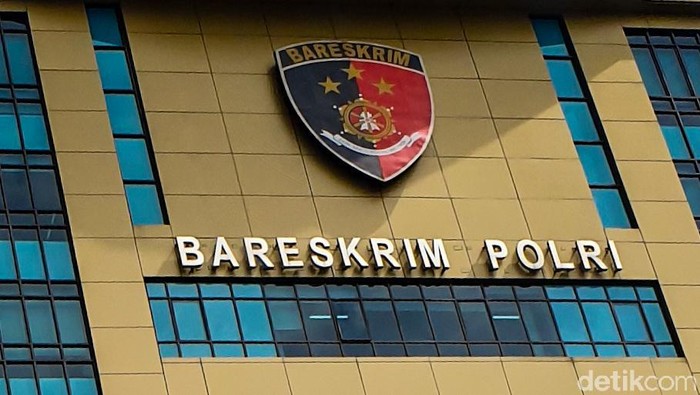 Orang Tua Laporkan Dedi Mulyadi ke Bareskrim: Kasus Siswa Barak