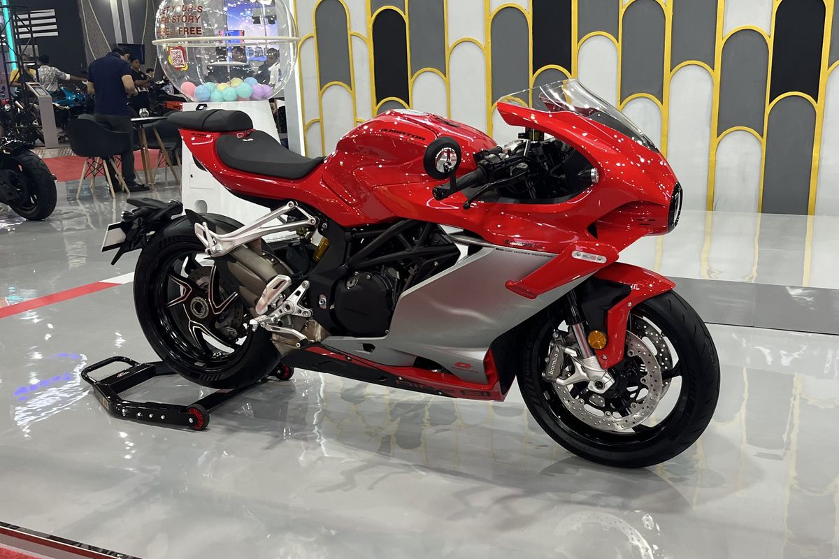 QJMotor Super9: Mirip MV Agusta, Debut Menarik Jakarta Fair