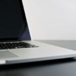 Rahasia Laptop: Shutdown vs Sleep, Mana Lebih Baik?