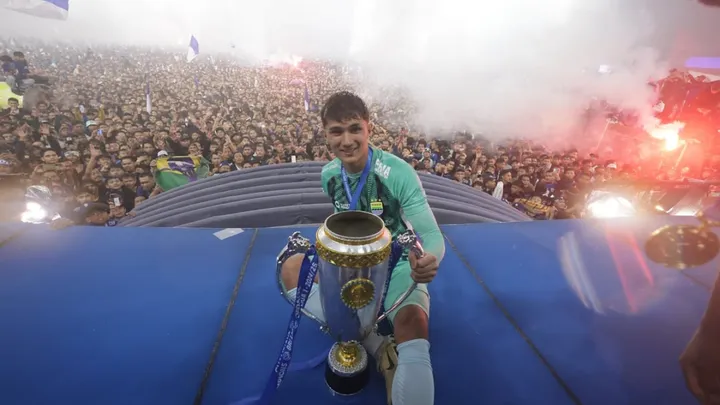 Rahasia Persib: Lepas Mendoza, Kiper Baru Adilson Maringa?