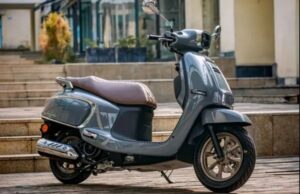 Skutik Retro Suzuki Baru: Harga Murah, Desain Keren!