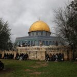 WNI Selamat! Evakuasi 42 Peziarah Iran-Israel Lewat Yordania