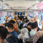 Wajib Naik Transportasi Umum Rabu? Aturan Baru Karyawan Swasta