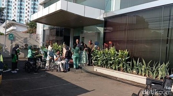 Kebakaran Ruang Farmasi RS Hermina Jatinegara: Kronologi dan Penyebabnya