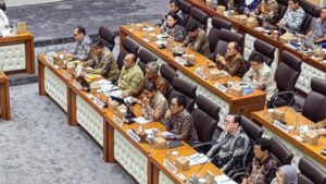 Produk China Ancam Industri RI: Pasar Dalam Bahaya?