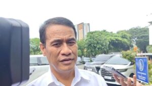 Skandal Beras Palsu Terungkap, Mentan Amran Harus Tegas!